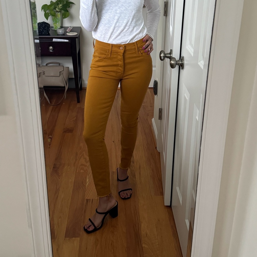 Mother the stunner ankle fray - size 24, in play date NWOT